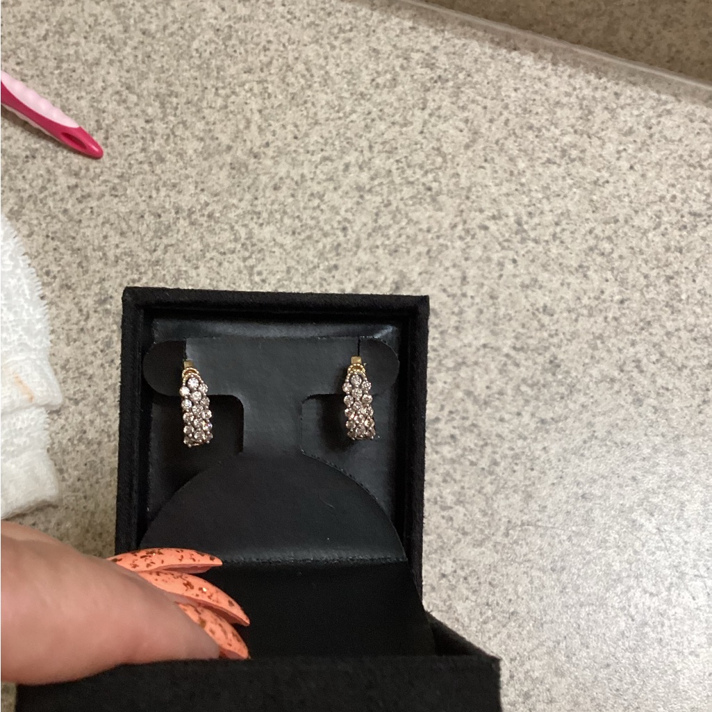 14kt Diamond Earings